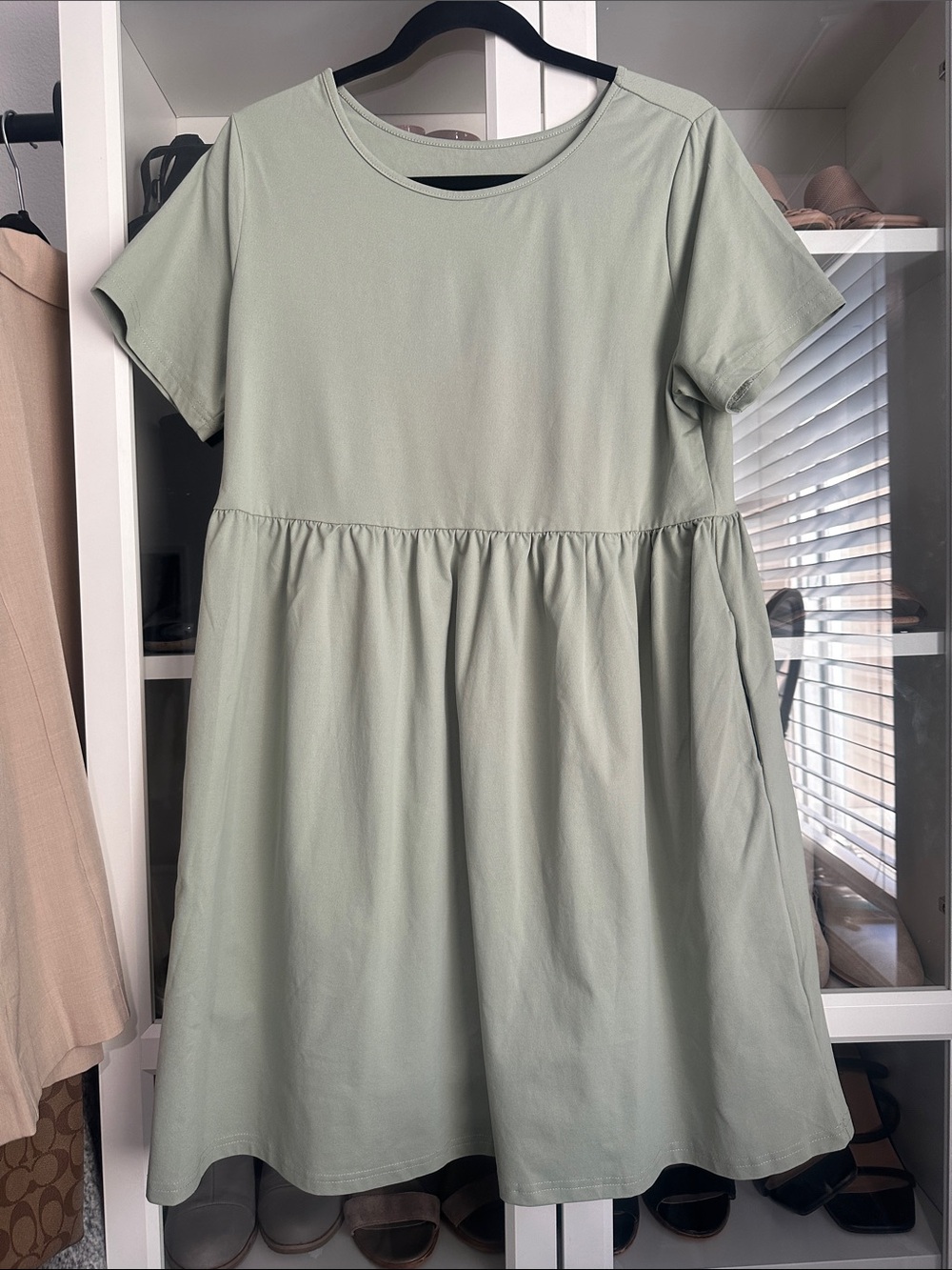 Women’s 0XL Sage Green Short Sleeve Babydoll Mini Dress with pockets